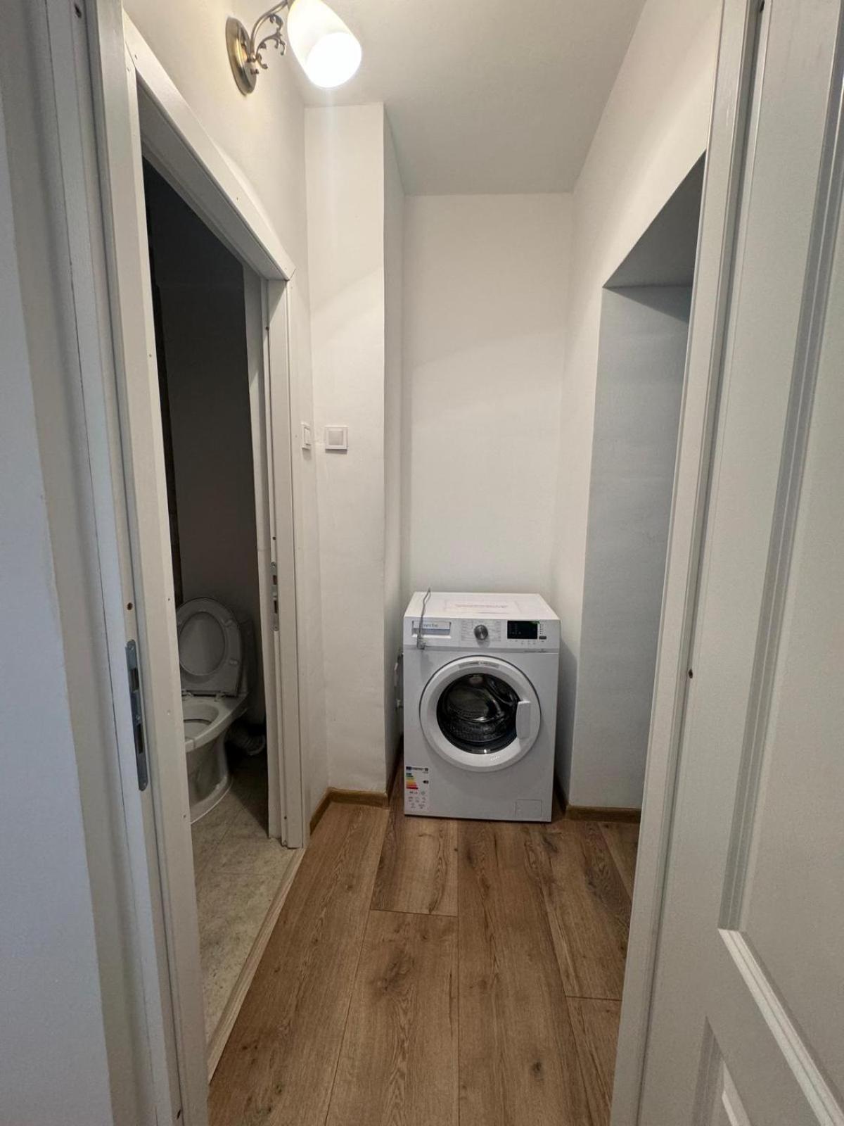 Peony Apartament Craiova Exterior photo